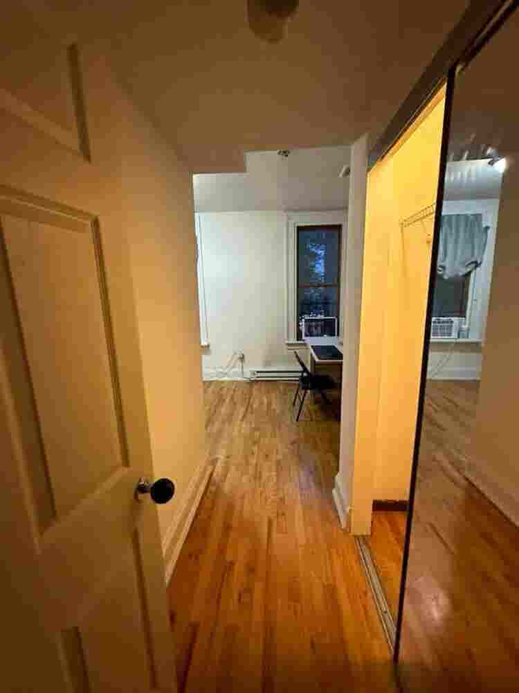 Roommate Wanted
 - Downtown JC