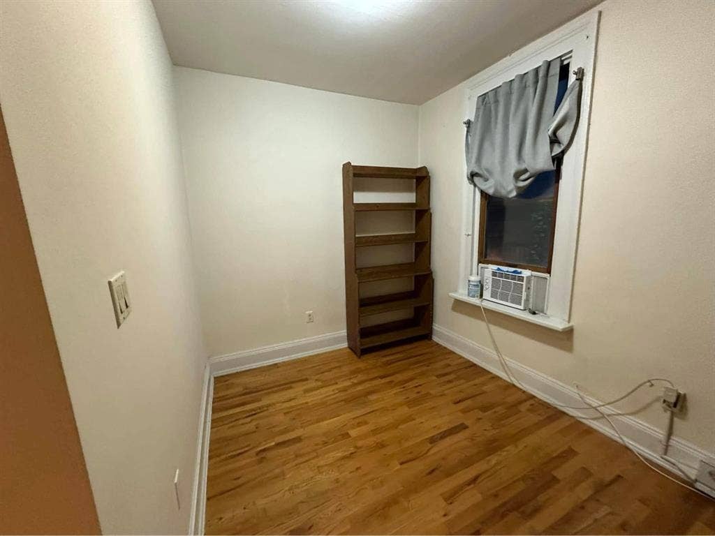 Roommate Wanted
- Downtown JC
