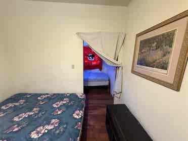 Room for rent!