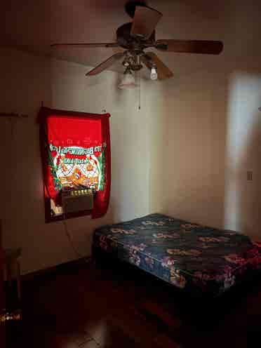 Room for rent!
