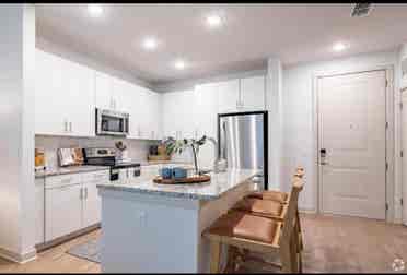 Sublet/sublease available
