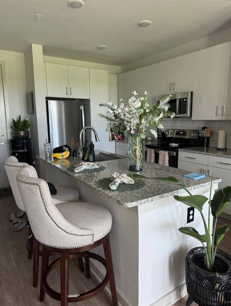 Sublet/sublease available
