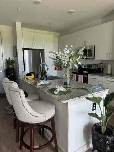 Sublet/sublease available