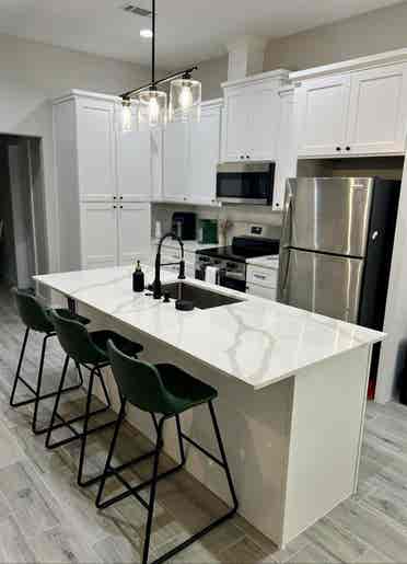 Furnished room+private bath *MALE*