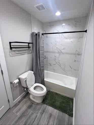 Furnished room+private bath *MALE*