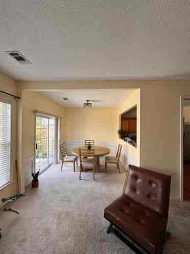 Private bedroom minutes from KSU