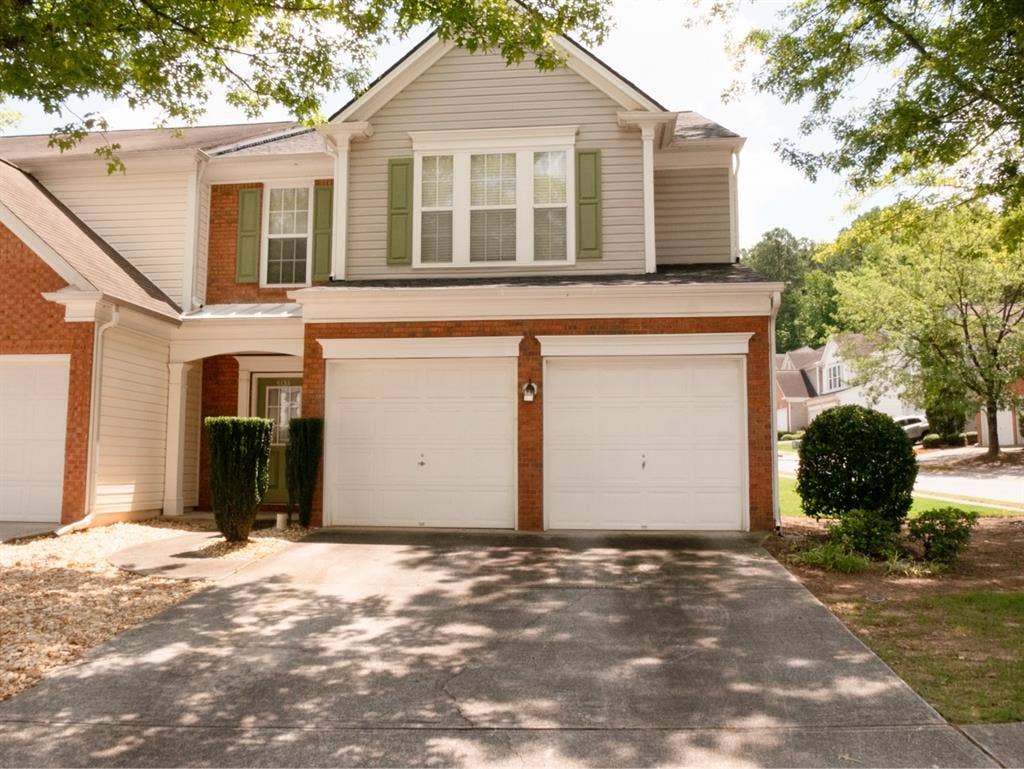 Townhouse 3mins from KSU