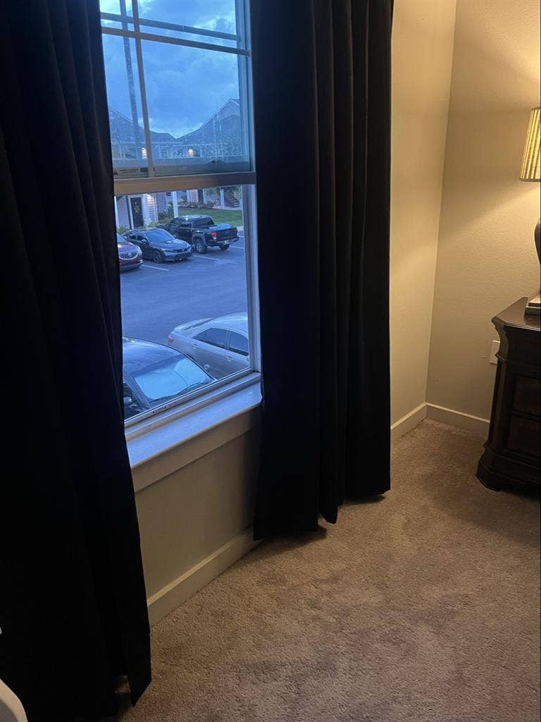 Queen furnished bedroom