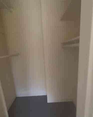Looking for female roommate