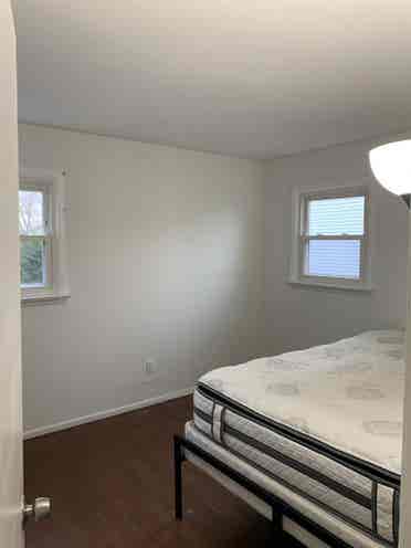 Rooms Avail Near Monmouth Univ.