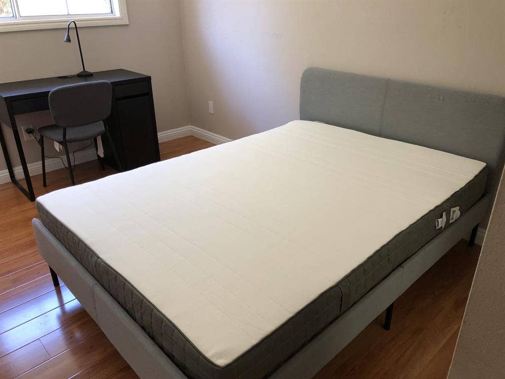 A furnished room to rent in a house