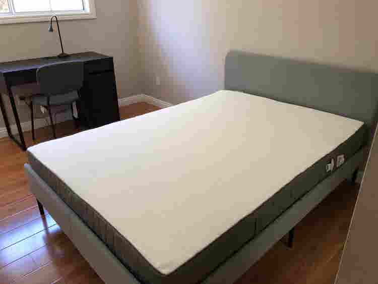 A furnished room to rent in a house