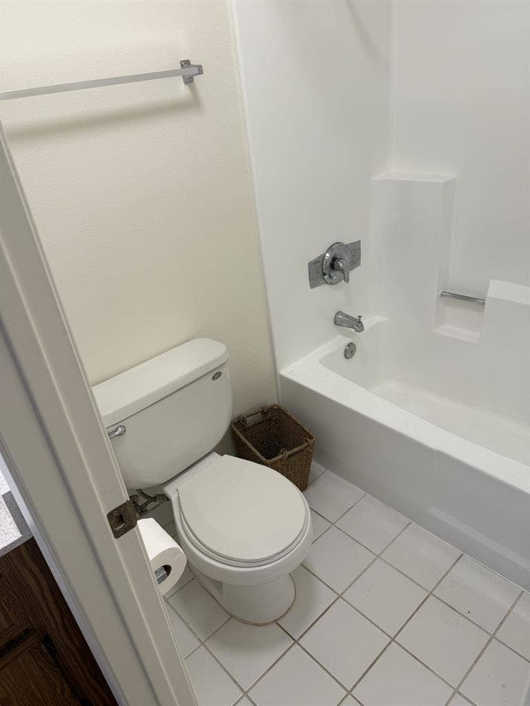 Encinitas Private Bedroom/Bathroom