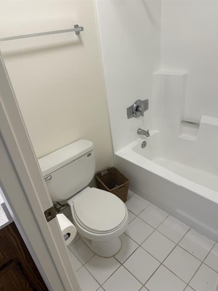 Encinitas Private Bedroom/Bathroom