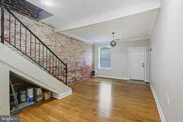Beautiful Room Fells Point