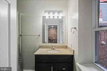 Beautiful Room Fells Point