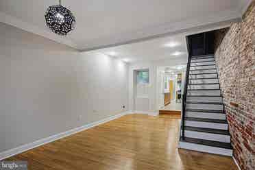 Beautiful Room Fells Point