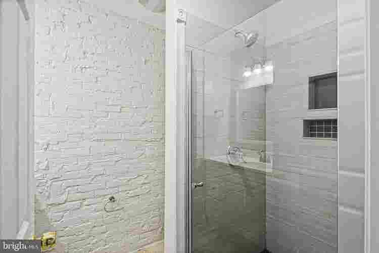 Beautiful Room Fells Point