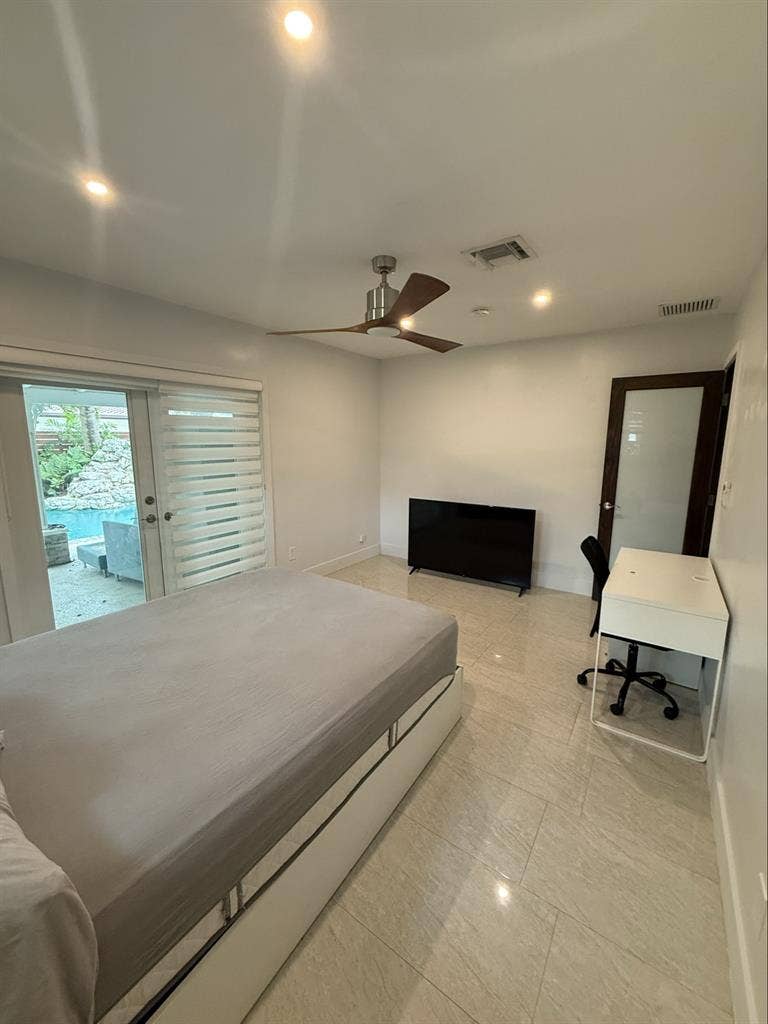 Renta de habitacion / room for rent