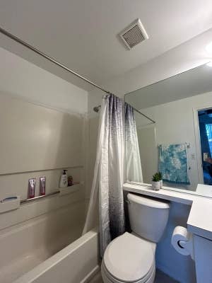 Pretty house in Tamarac to share