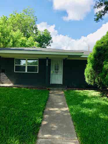 Single bedroom for rentt