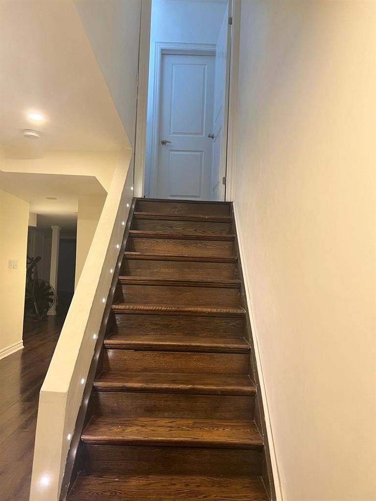 Bsmt:  Bath for rent