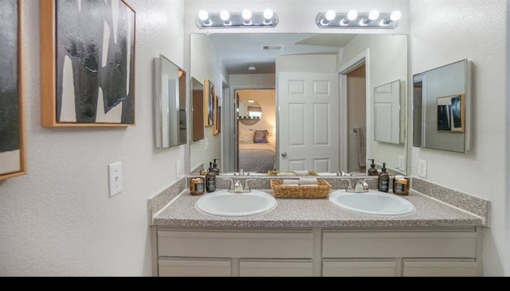 SUBLEASE/ RELET DENTON, TX.
