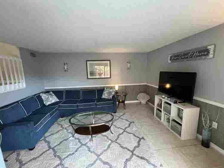 Fully furnished coastal townhouse