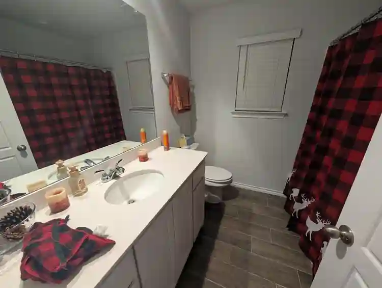 Beautiful home located in Burleson