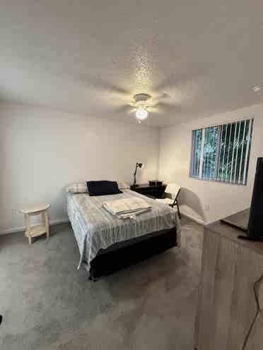 Private Bed & Bathroom (Furnished)
