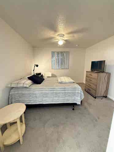 Private Bed & Bathroom (Furnished)