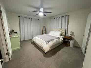 Room for Rent in Aurora - $()/m