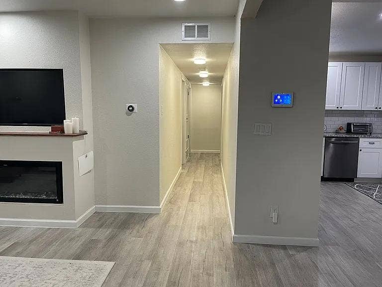 Room for Rent in Aurora - $()/m