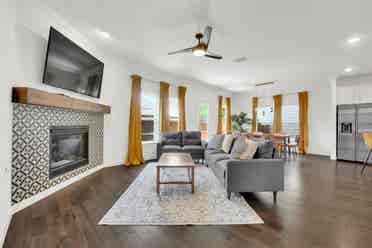 Furnished rooms close to TWU/UNT
