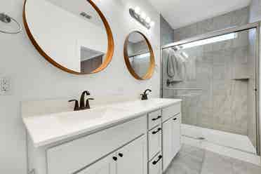 Furnished rooms close to TWU/UNT