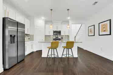 Furnished rooms close to TWU/UNT