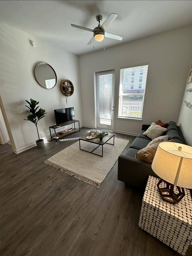 Sublet Entire Apartment