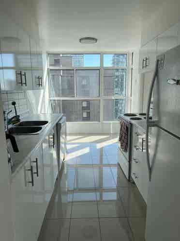 1 bed in spacious yorkville condo