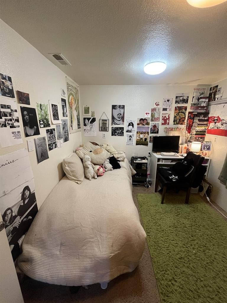 Subleasing Private Room for August