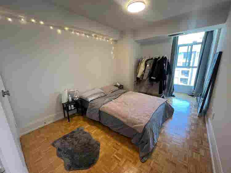 1 bed in spacious yorkville condo