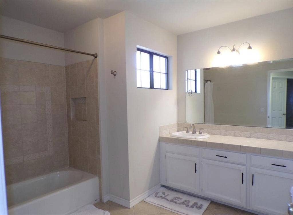 Fresno state student housing