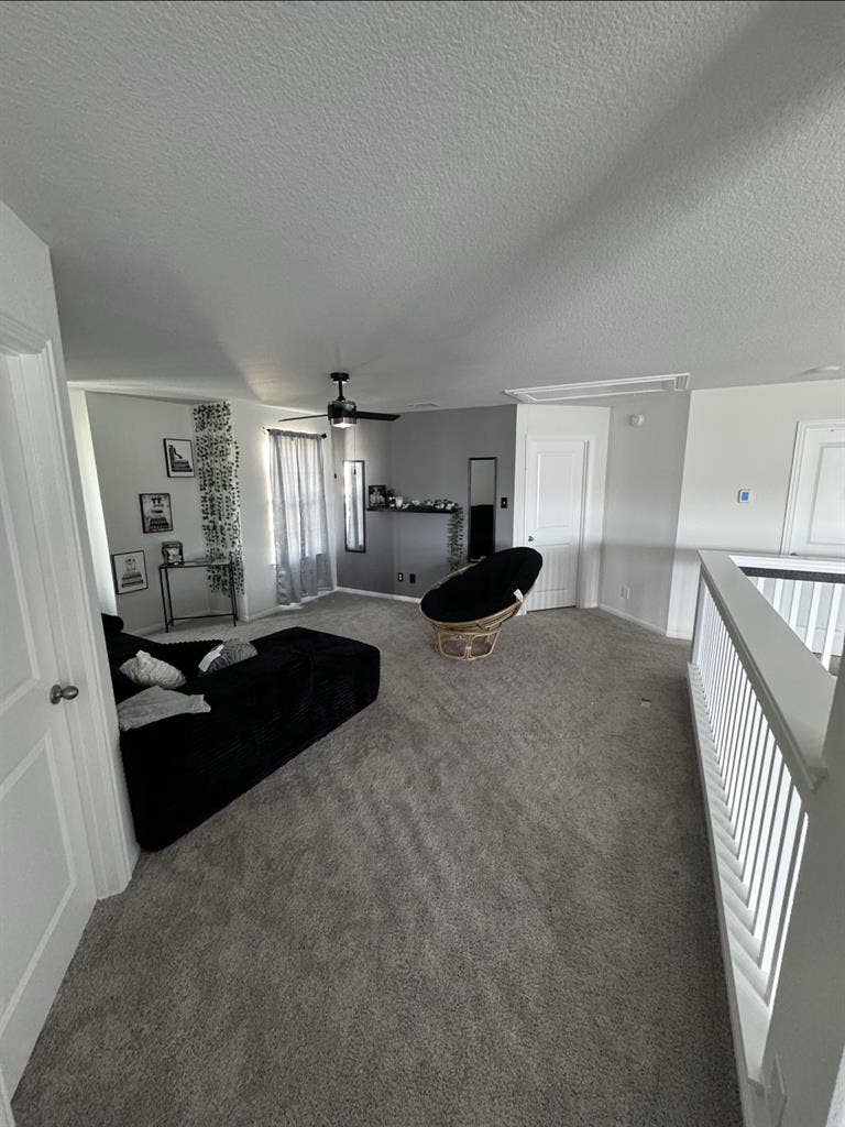 Bedroom for Rent!