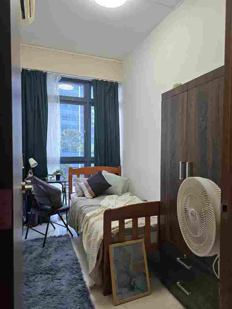 Poolview room,FarrerPark mrt & mall