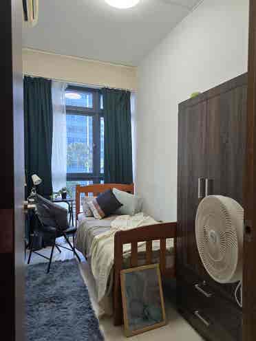 Poolview room,FarrerPark mrt & mall