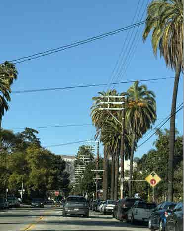 New Listing in Beachwood Canyon!