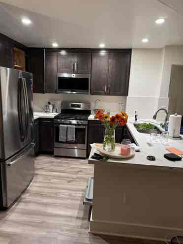 New Listing in Beachwood Canyon!