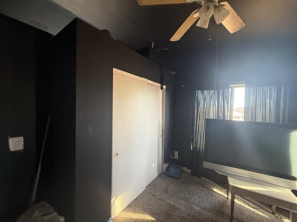 Room for rent $