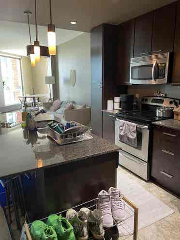 Looking for a short term renter!!