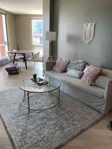 Looking for a short term renter!!