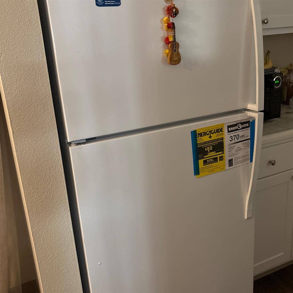 One bedroom with private bathroom